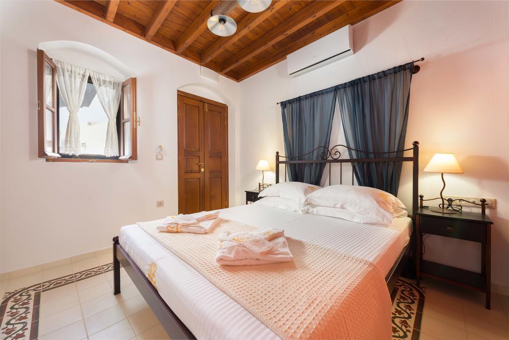 Villa Eftihia In Lindos ภายนอก รูปภาพ